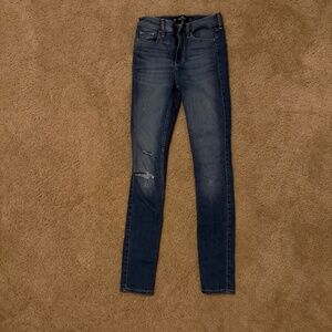 Hollister high rise super skinny jeans W23/L30